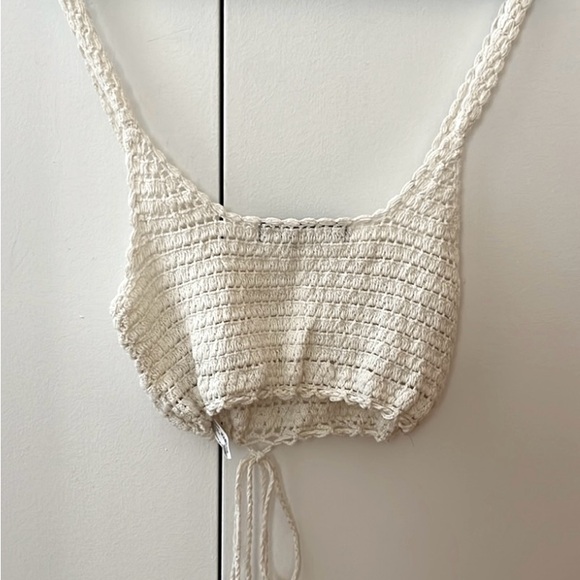 Out From Under crochet crop top size S - Picture 2 of 2
